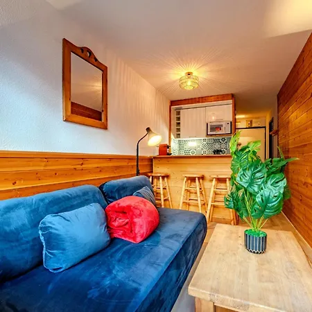 Apartment Spacious Slope Front Ski-in And Out Val Thorens