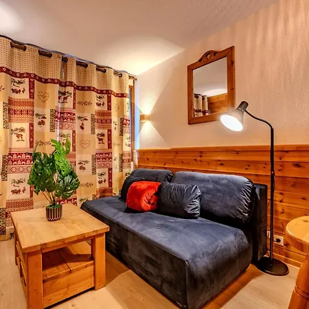 Spacious Slope Front Ski-in And Out * Val Thorens
